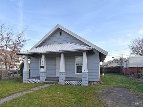 933 9th Street Clarkston WA 99403