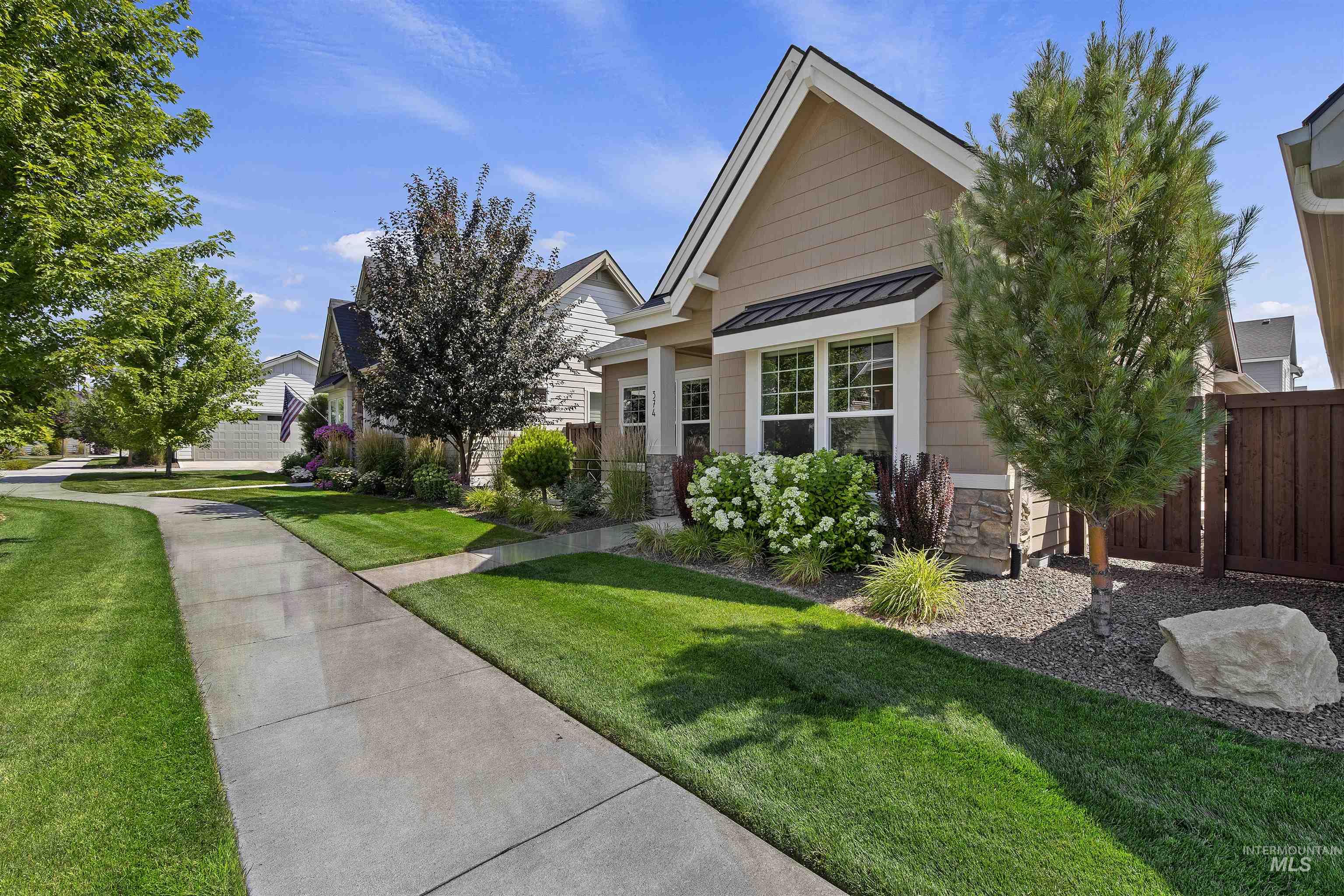 374 W Lockhart Ln, Meridian, Idaho image 2