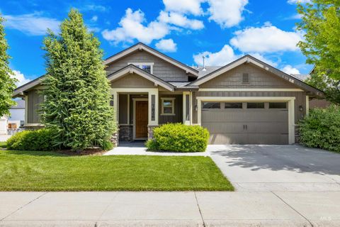 7826 N Waterlilly Ave Boise ID 83714