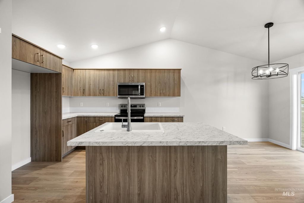 Photo of 1708 N Birch St, Jerome, ID 83338 (MLS # 98972135)