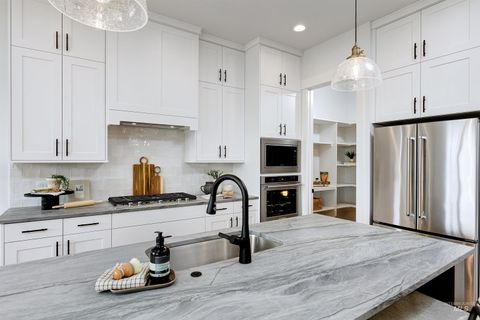 Photo of 11292 S Cabot Cliffs Ln, Kuna, ID 83634 (MLS # 98962324)