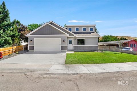 Photo of 5626 Mineral Drive, Boise, ID 83716 (MLS # 98961171)