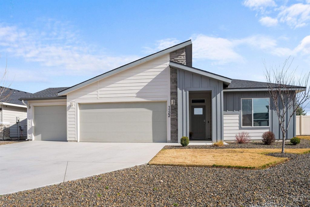 Photo of 1122 N Madagascar Avenue, Star, ID 83669 (MLS # 98977183)