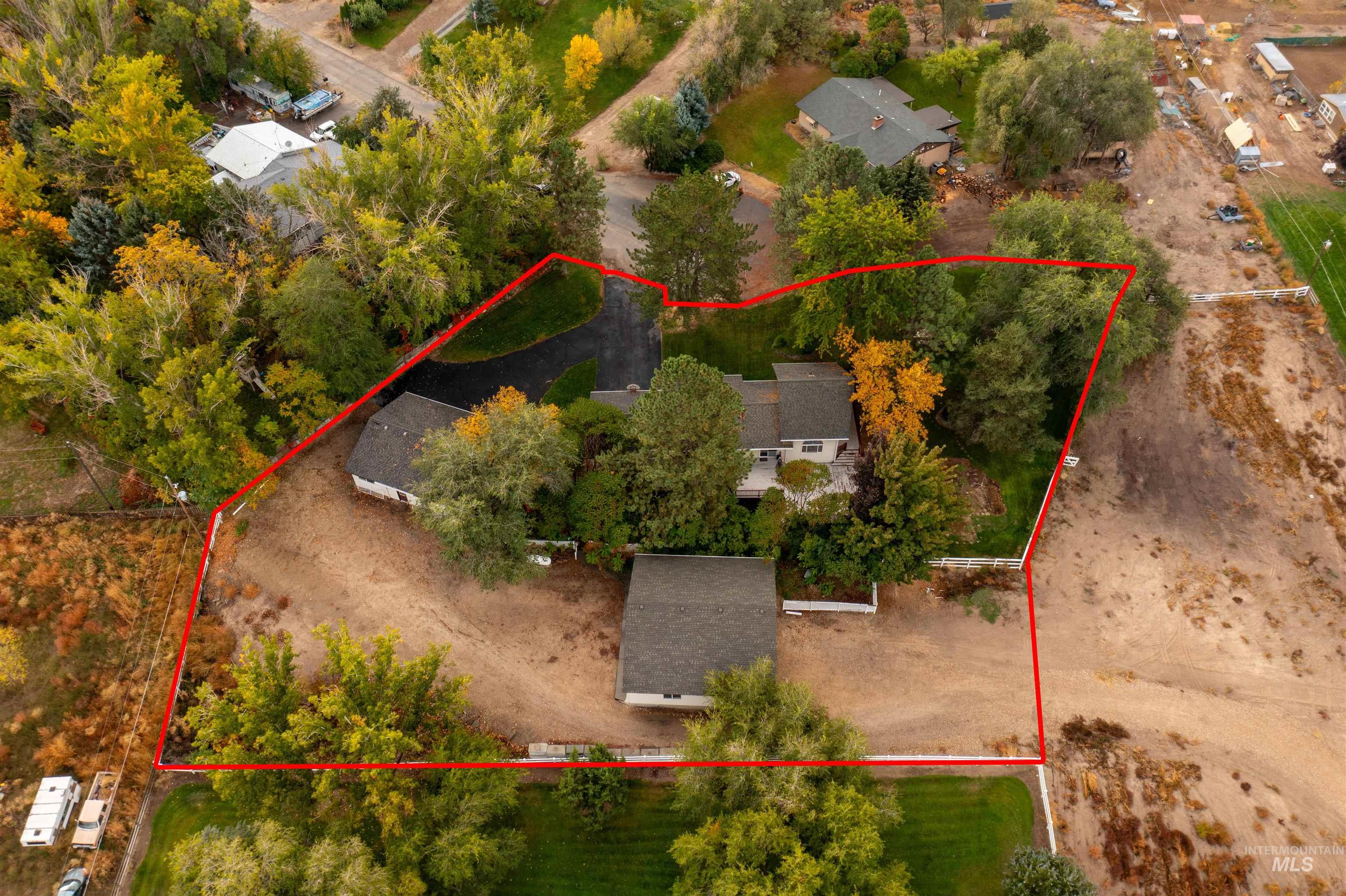 9948 Ash Lane