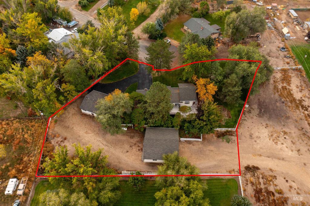 Photo of 9948 Ash Lane, Payette, ID 83661 (MLS # 98965014)