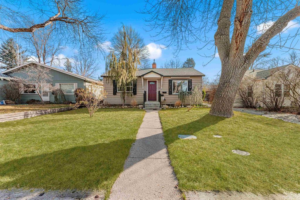 Photo of 500 N Pacific St, Boise, ID 83706 (MLS # 98974634)