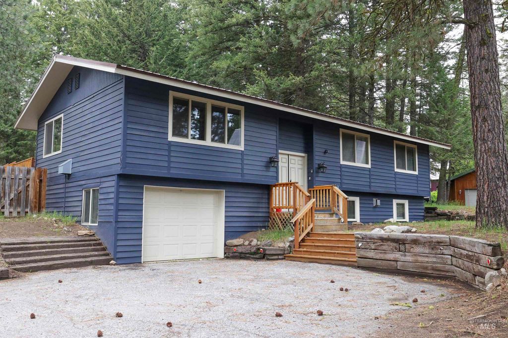 Photo of 305 Gabi Lane, McCall, ID 83642 (MLS # 98986006)