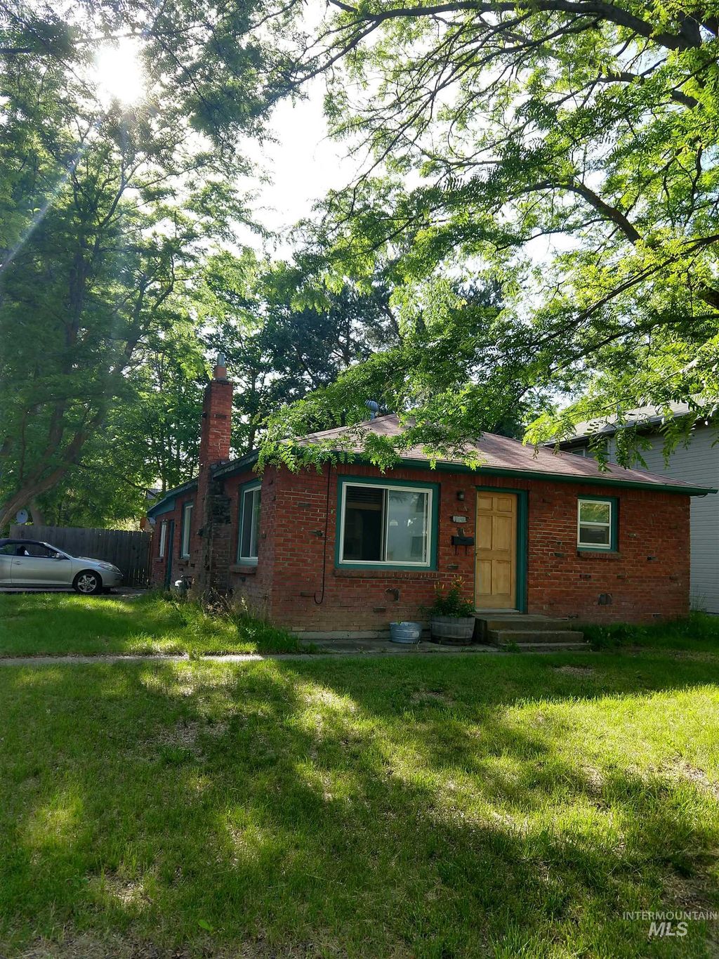 Photo of 1629 S Michigan Ave, Boise, ID 83706 (MLS # 98983810)