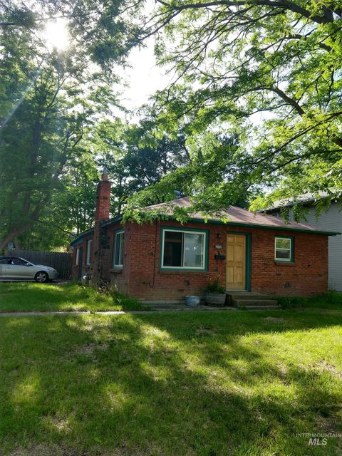 Photo of 1629 S Michigan Ave, Boise, ID 83706 (MLS # 98983810)