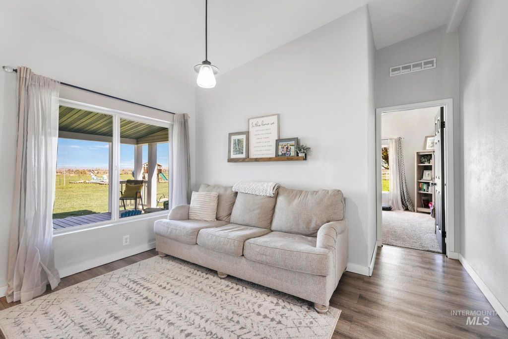 Photo of 26 Huyser Dr, Shoshone, ID 83352 (MLS # 98981419)