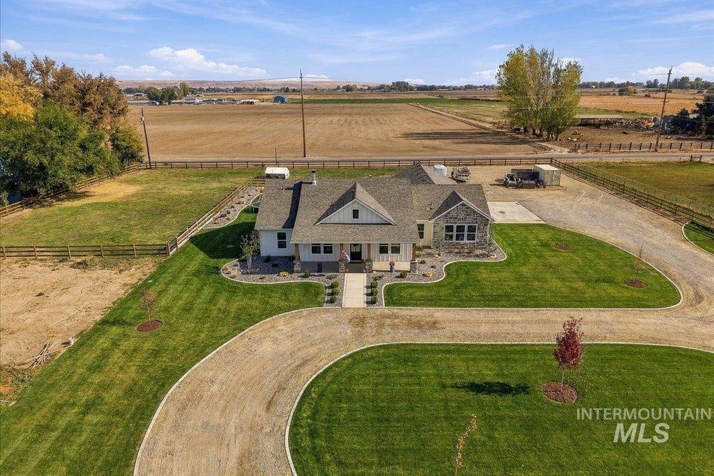 Photo of 4480 SW 2nd Ave, New Plymouth, ID 83655 (MLS # 99004340)