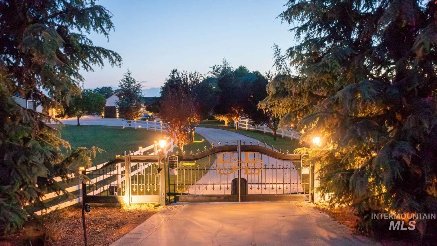 4039 Saint James Loop