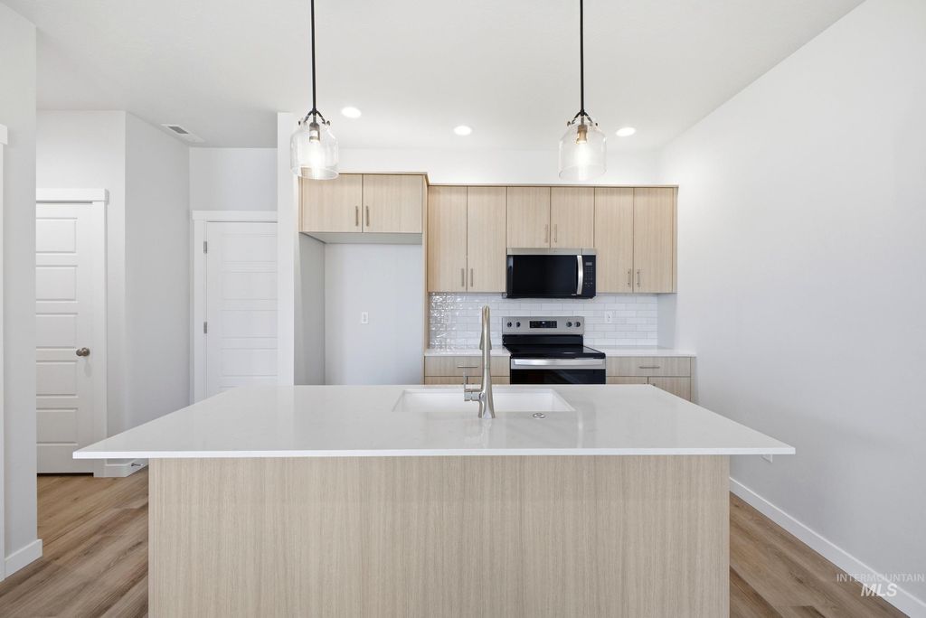 Photo of 6705 S Spindlebush Ave, Boise, ID 83709 (MLS # 98983765)