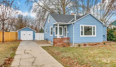 Photo of 5211 W Ponder St, Boise, ID 83705 (MLS # 98980290)