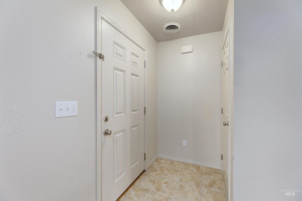 Photo of 8195 W Mojave Dr, Boise, ID 83709 (MLS # 98963777)