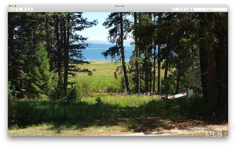 Photo of 1633 Bear Trail, Cascade, ID 83615 (MLS # 98980376)