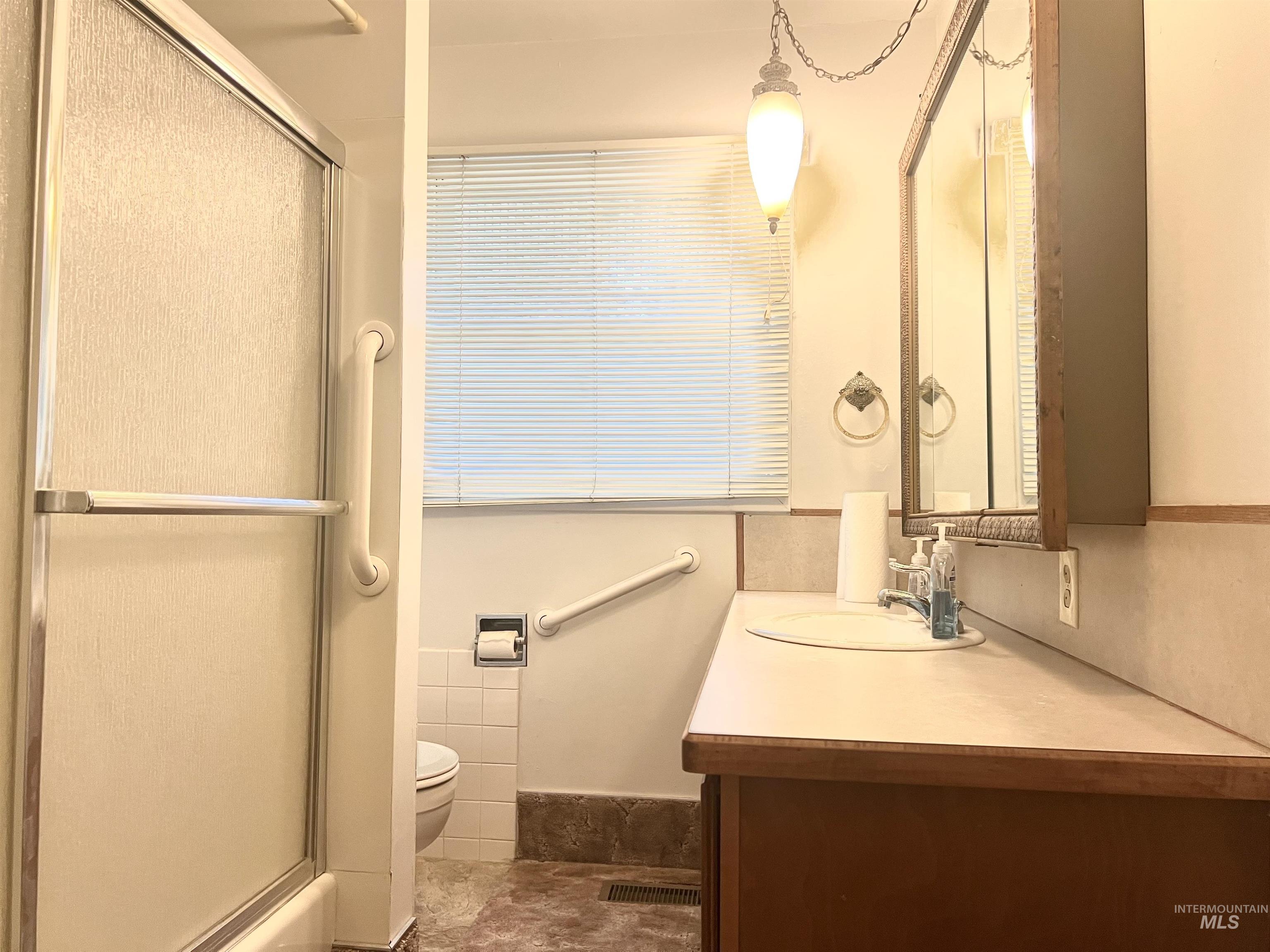 Payette, Idaho 83661, United States, 3 Bedrooms Bedrooms, ,1 BathroomBathrooms,Residential,Pending,55289