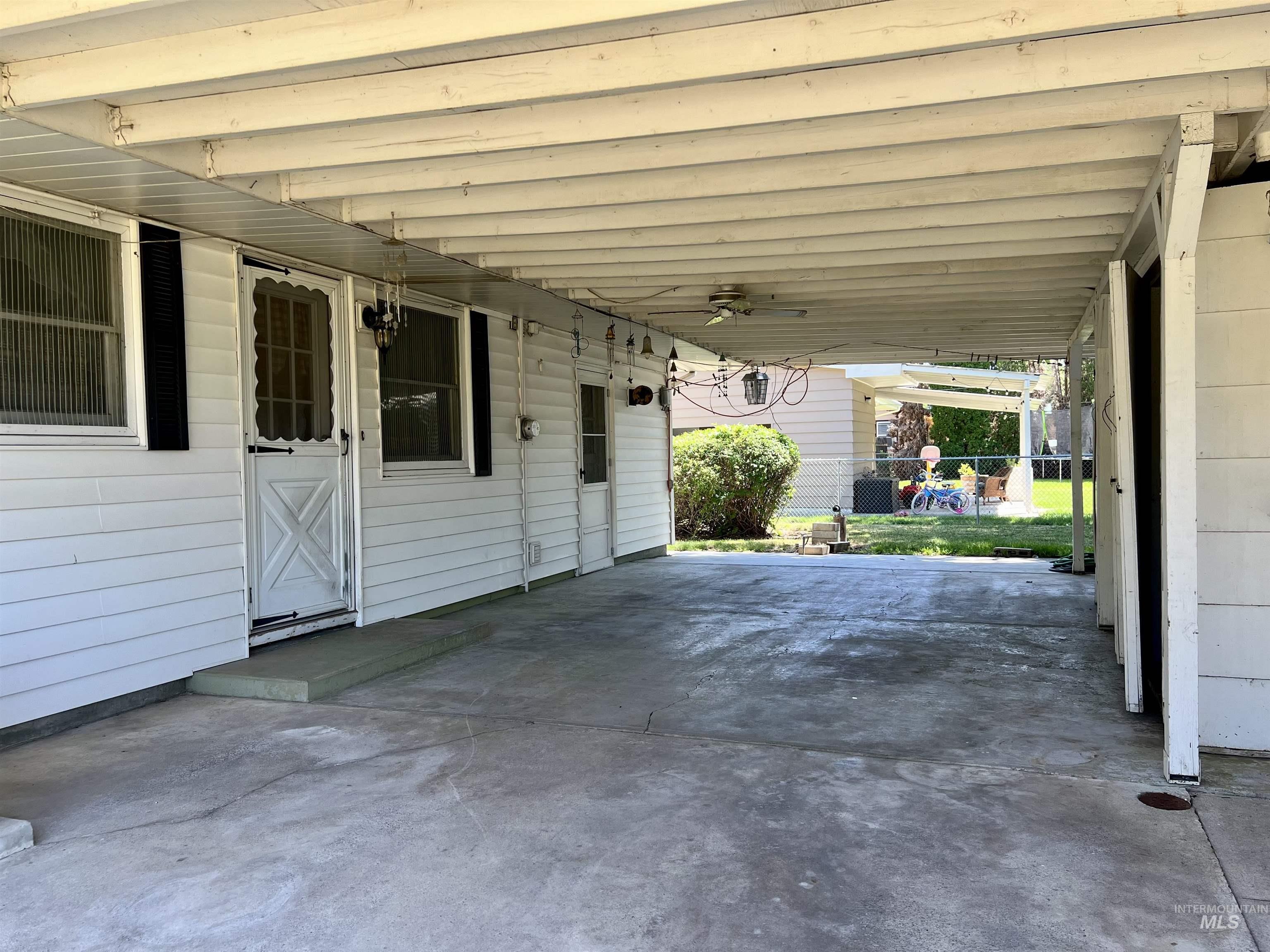 Payette, Idaho 83661, United States, 3 Bedrooms Bedrooms, ,1 BathroomBathrooms,Residential,Pending,55289