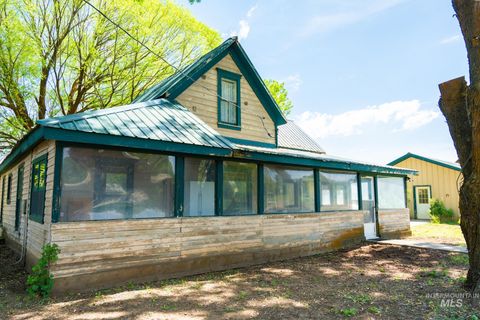 Photo of 2909 Salubria Rd, Cambridge, ID 83610 (MLS # 98986463)