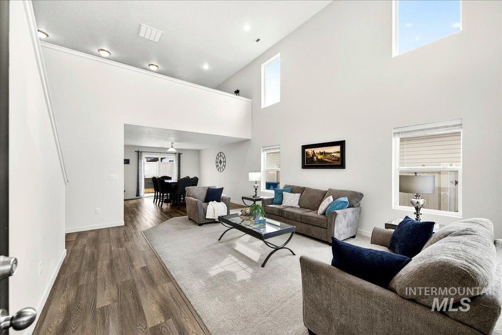 Photo of 12313 Varga St, Caldwell, ID 83607 (MLS # 98976221)