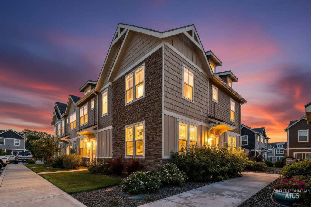 Photo of 10739 W Brownstone Ln, Boise, ID 83709 (MLS # 98993242)