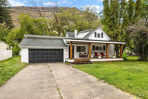 Photo of 509 S Main St, Riggins, ID 83549 (MLS # 98947526)