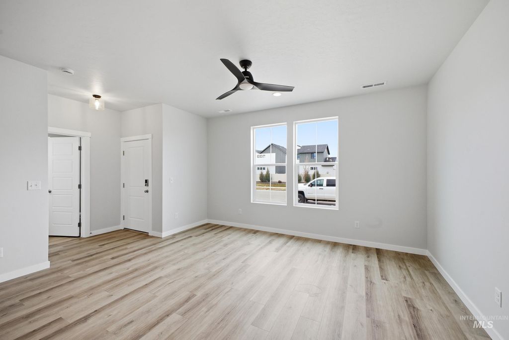 Photo of 6771 W Fairy Falls Dr, Meridian, ID 83646 (MLS # 98979237)