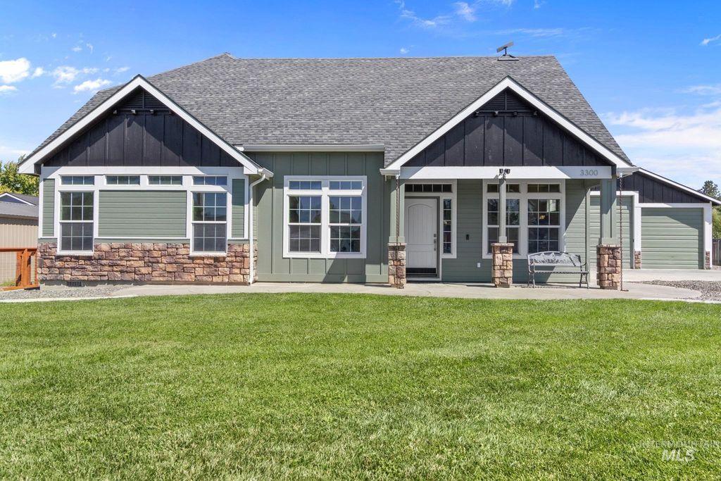 Photo of 3300 S Stanford Street, Nampa, ID 83686 (MLS # 98975997)