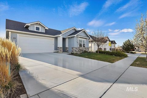 Photo of 12101 S Culmen Way, Nampa, ID 83686 (MLS # 98979751)