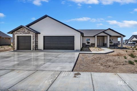 Photo of 1119 Sage, Rupert, ID 83350 (MLS # 98986366)