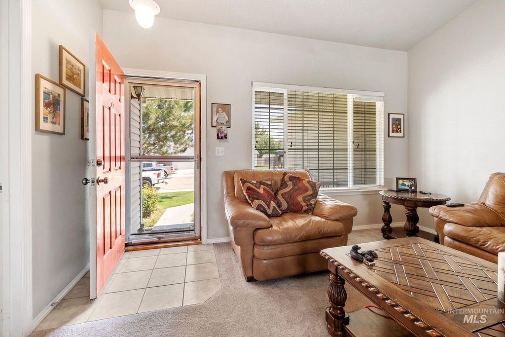 Photo of 16705 Naito Ave, Caldwell, ID 83607 (MLS # 98980202)