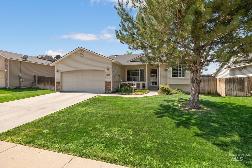 Photo of 16705 Naito Ave, Caldwell, ID 83607 (MLS # 98980202)