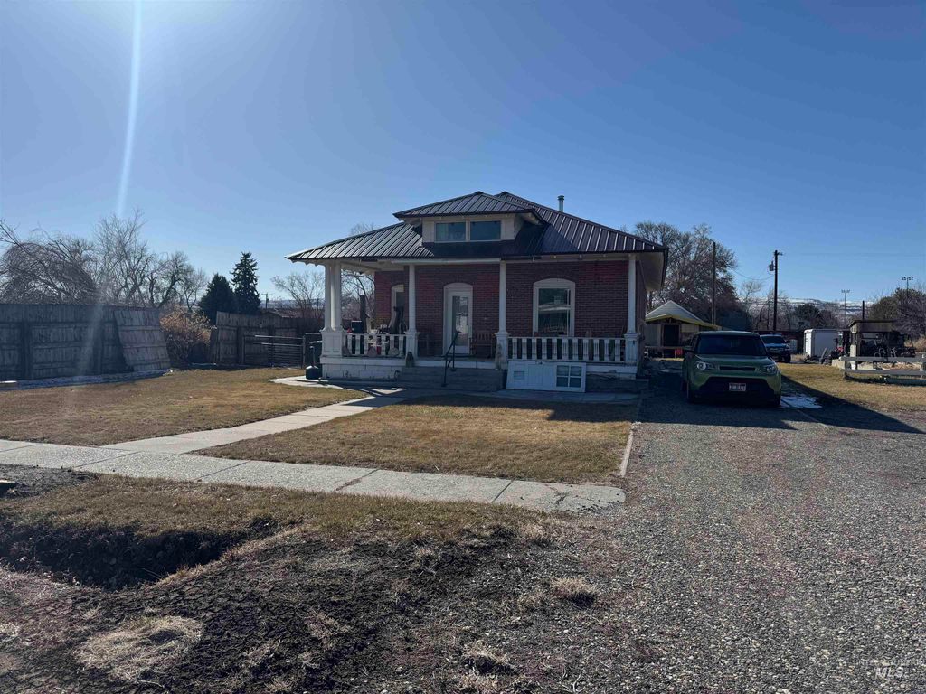 Photo of 145 N Lincoln, Oakley, ID 83346 (MLS # 98964107)