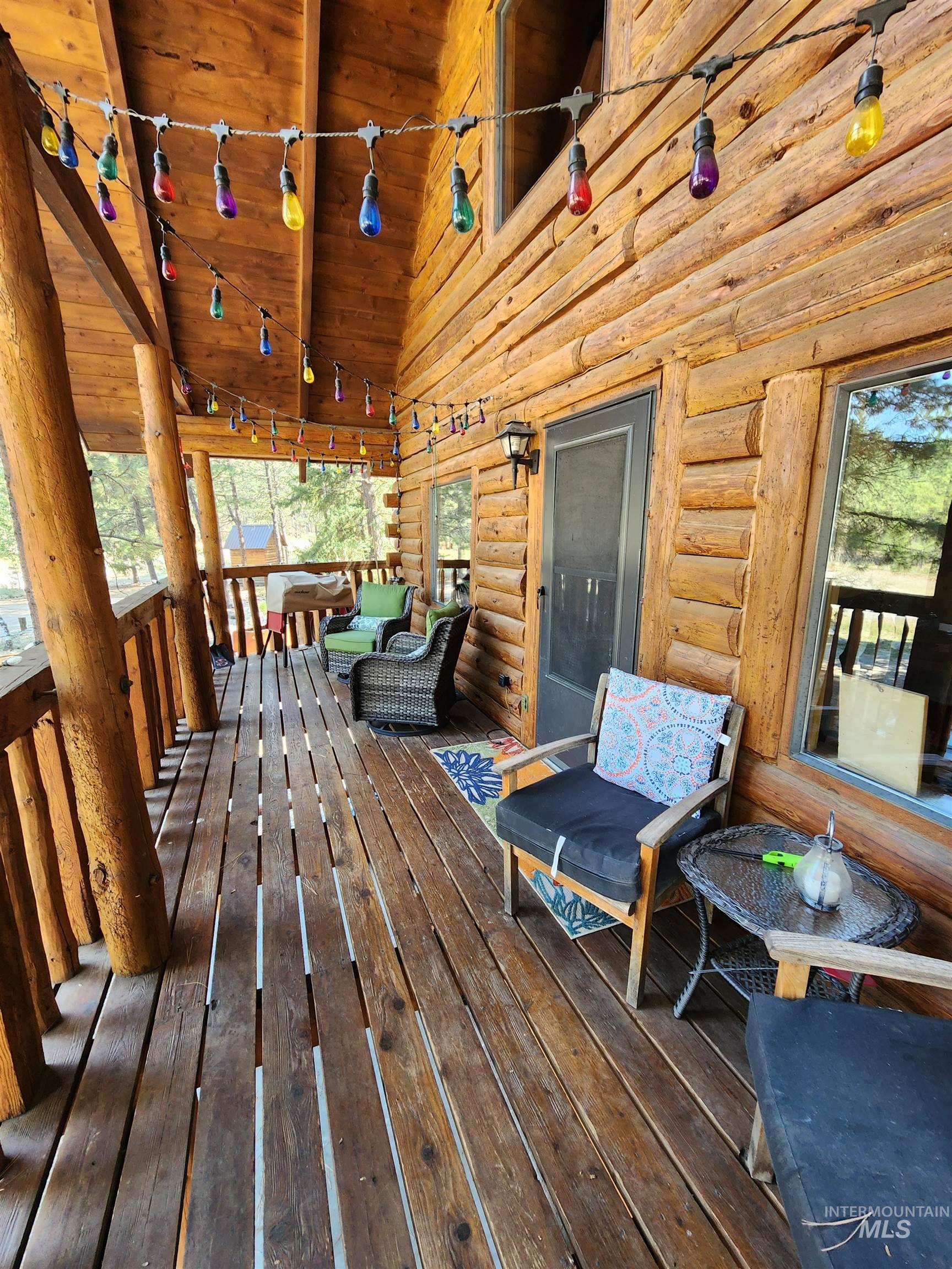 1509 E Pine Creek Road