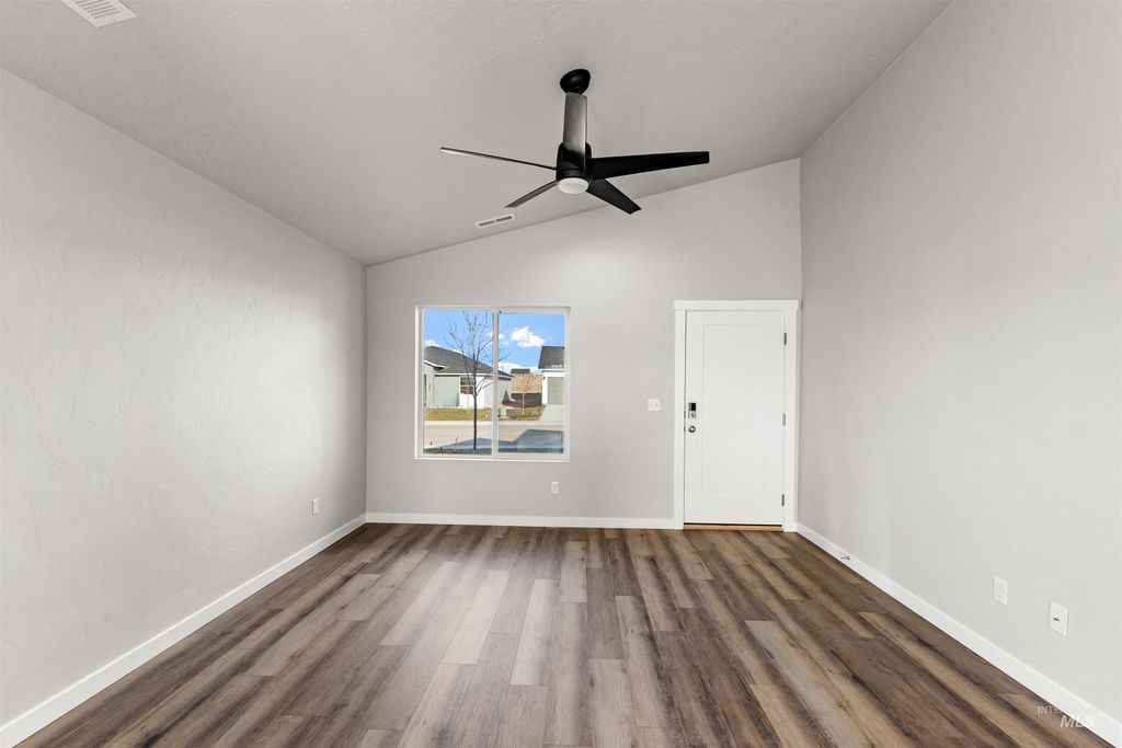 Photo of 5413 S Desert Cactus Ave, Meridian, ID 83642 (MLS # 98976271)