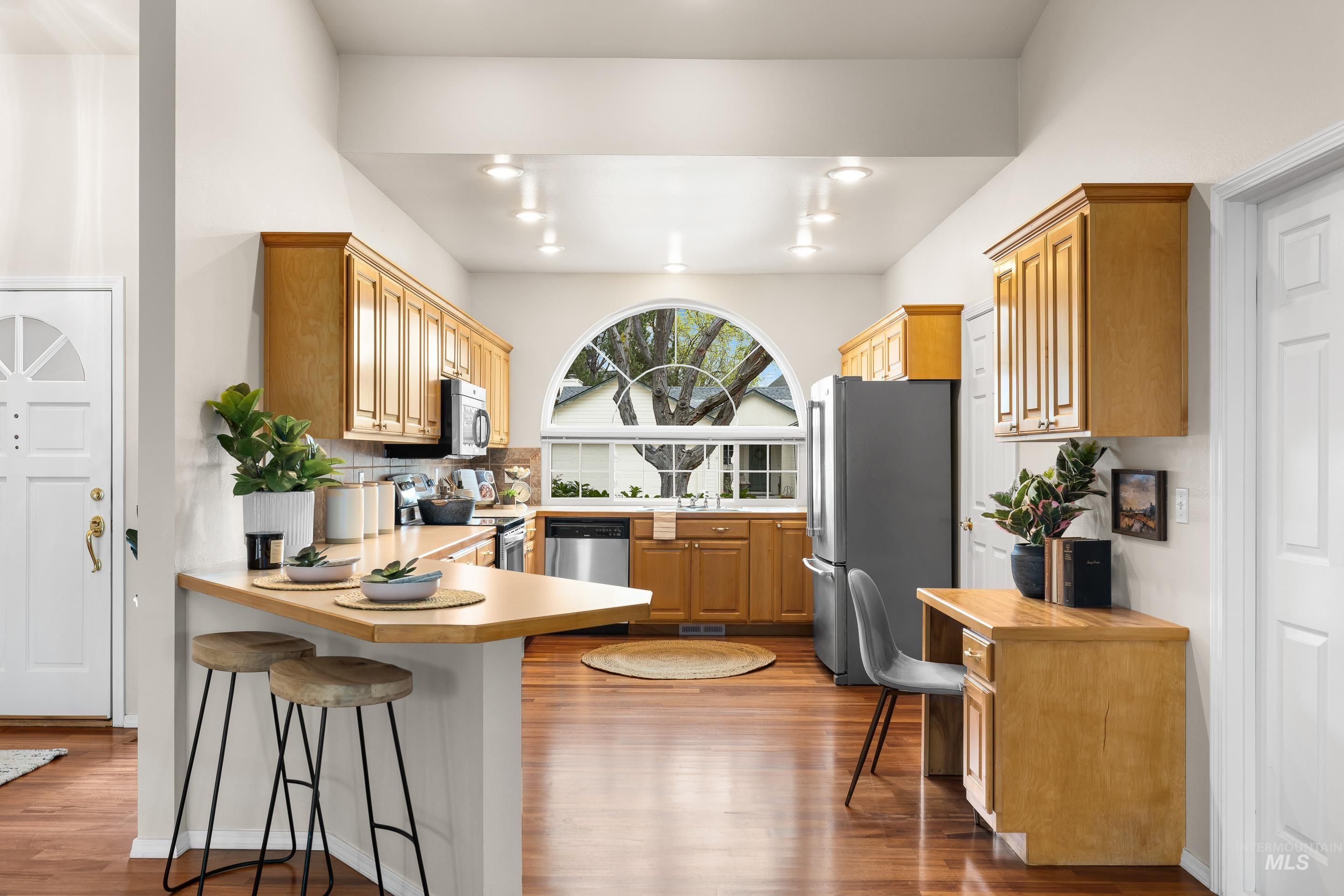 5583 W Harborcove Ln