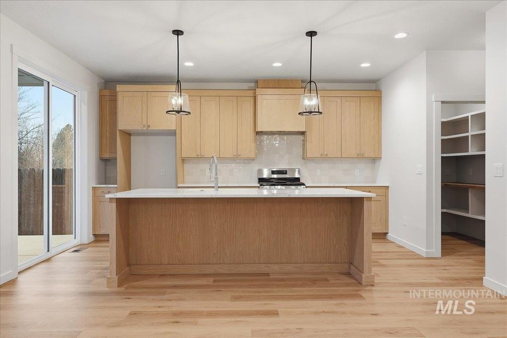 Photo of 9647 W Kate Dr, Boise, ID 83714 (MLS # 98970060)