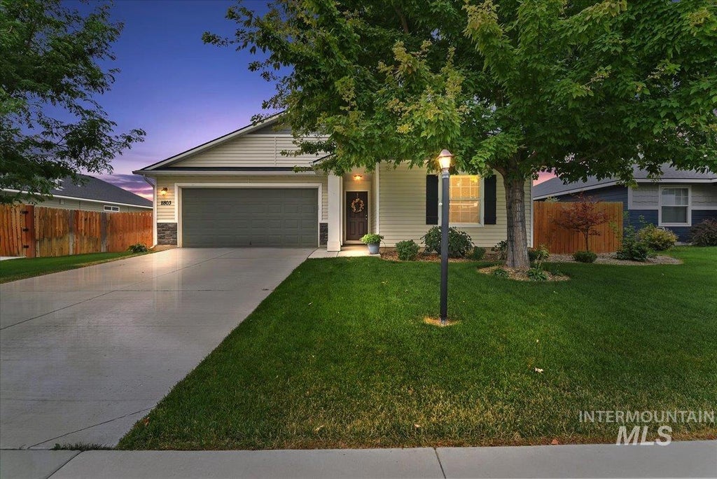 Photo of 11803 Penobscot St, Caldwell, ID 83605 (MLS # 98994789)