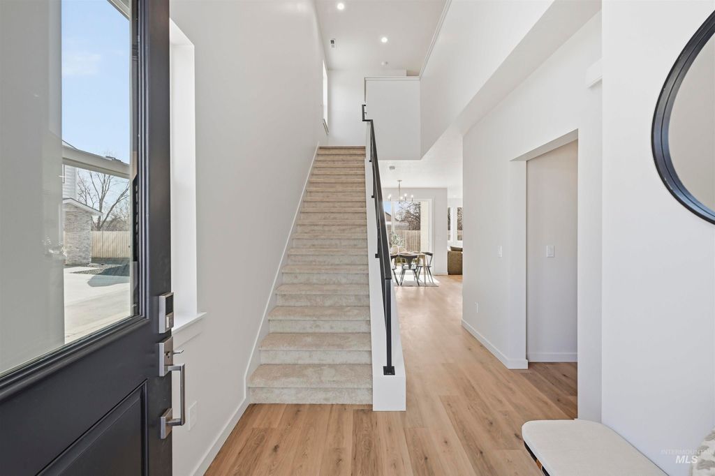 Photo of 9625 W Kate Dr, Boise, ID 83714 (MLS # 98974176)