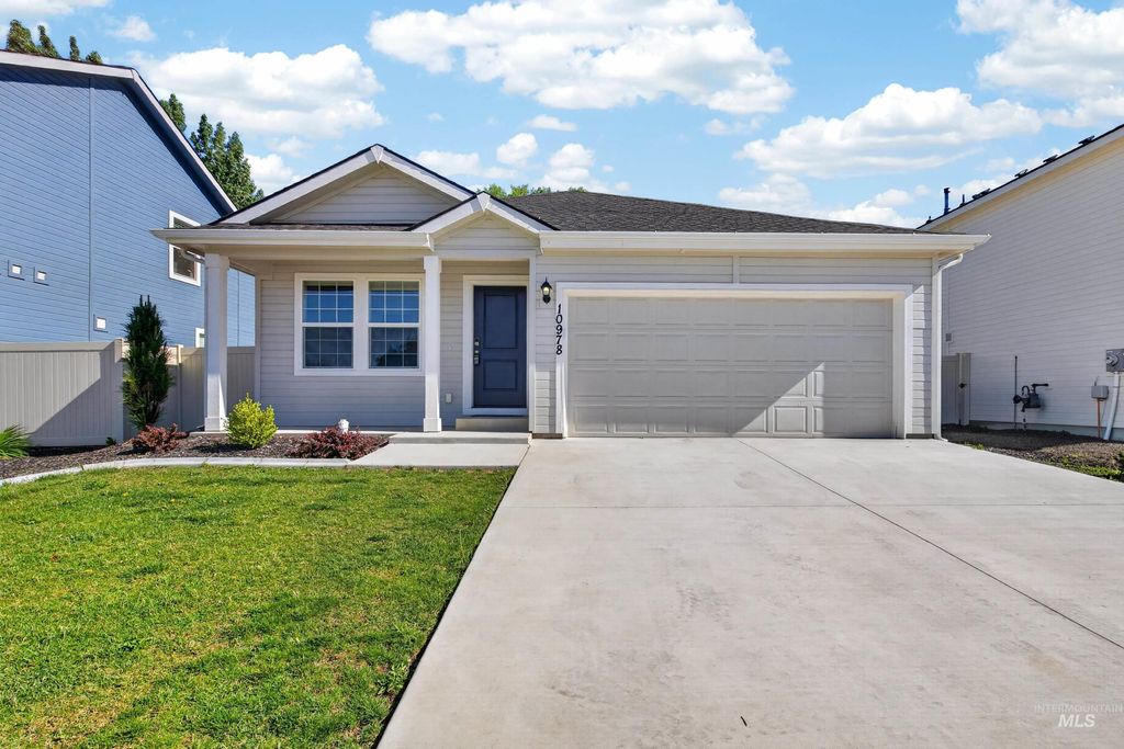 Photo of 10978 W Hidden Point St, Star, ID 83669 (MLS # 98987056)