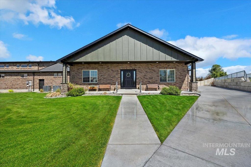 Photo of 4030 N 3329 E, Twin Falls, ID 83301 (MLS # 98971196)