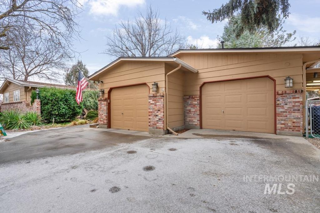 Photo of 9518 Scorpio St, Boise, ID 83709 (MLS # 98972434)