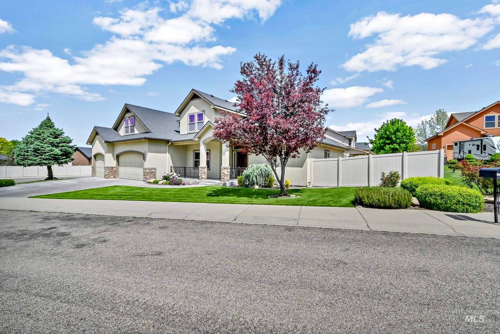 Photo of 11522 W Tioga Ct, Boise, ID 83709 (MLS # 98986562)