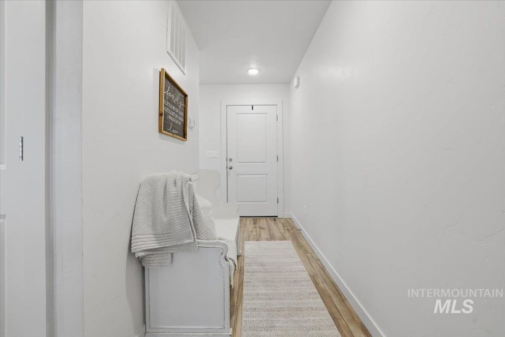 Photo of 3225 E Mossy Rock Ct, Nampa, ID 83686 (MLS # 98969621)