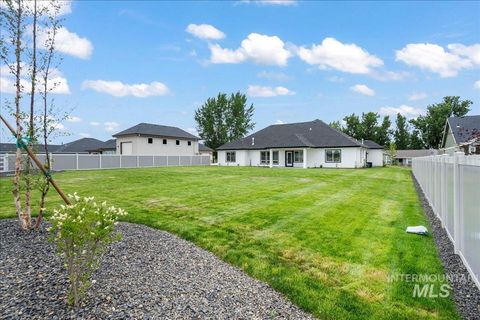 Photo of 335 Bard Ave, Middleton, ID 83644 (MLS # 98958529)