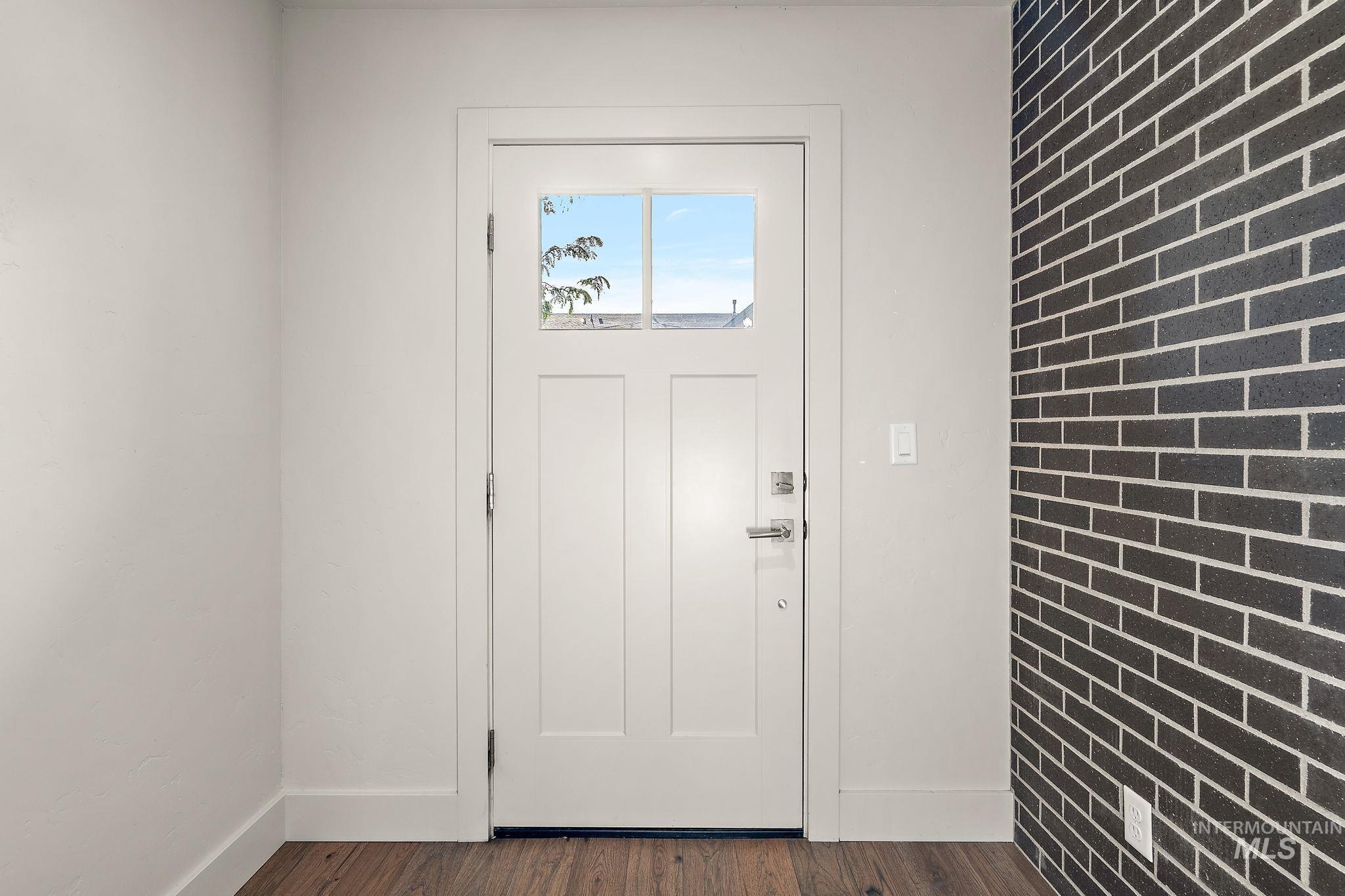 3033 S Trailwood Way