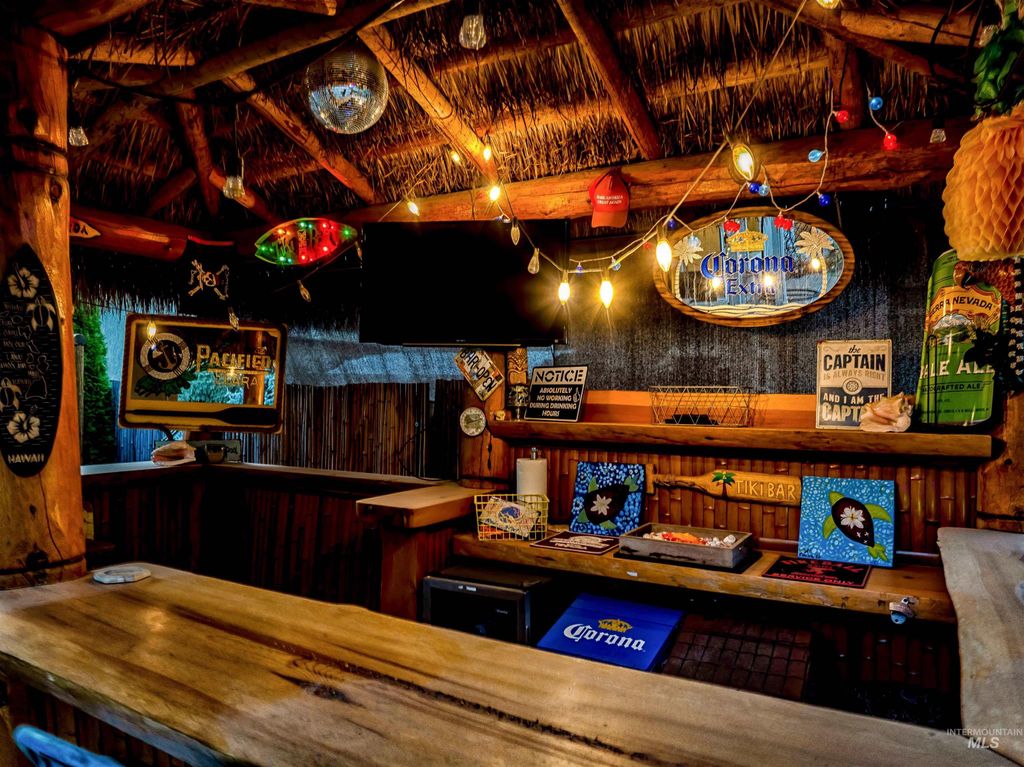 Photo of 2816 S Bear Claw Way, Meridian, ID 83642 (MLS # 98978525)