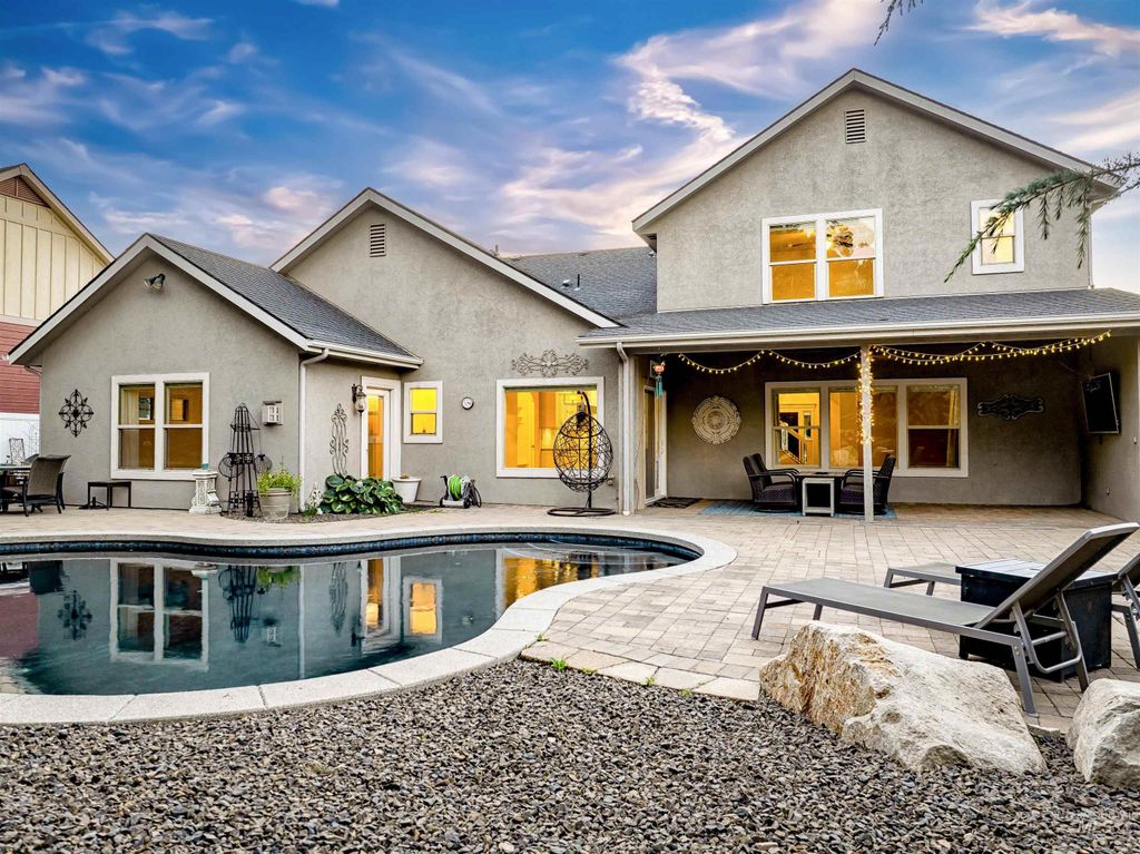 Photo of 2816 S Bear Claw Way, Meridian, ID 83642 (MLS # 98978525)