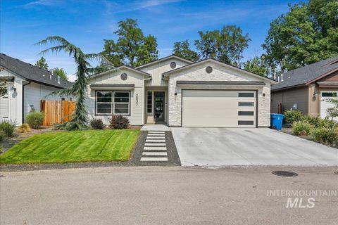 Photo of 2033 S Stonyfield Pl, Boise, ID 83709 (MLS # 98961299)