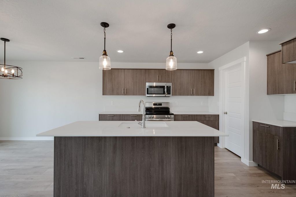 Photo of 6751 W Redwood Creek Dr, Meridian, ID 83646 (MLS # 98976254)